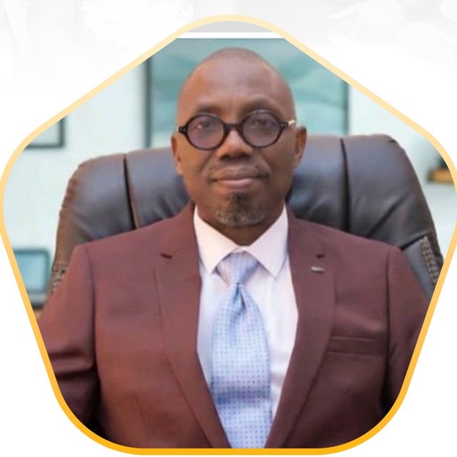 Dr. Olufemi Folaponmile